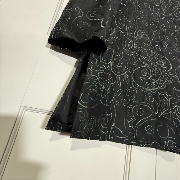 Chico's Embroidered Silk Duster Jacket Black and Silver Floral Longline Size XL - Picture 6 of 13